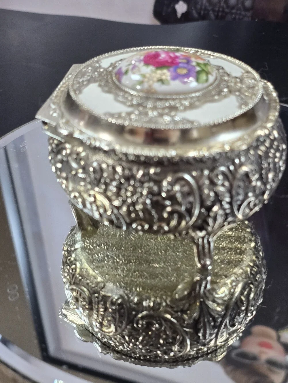 Vintage Bijoux Silver Tone Floral Round Porcelain & Metal Trinket Box